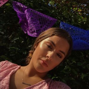 Meet your Posher, Caylin